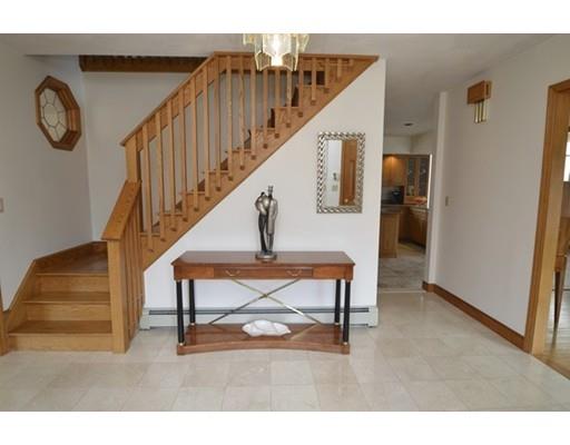 10 Landers Rd, Stoneham, MA 02180 photo 4