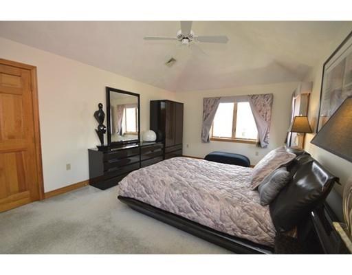 10 Landers Rd, Stoneham, MA 02180 photo 19
