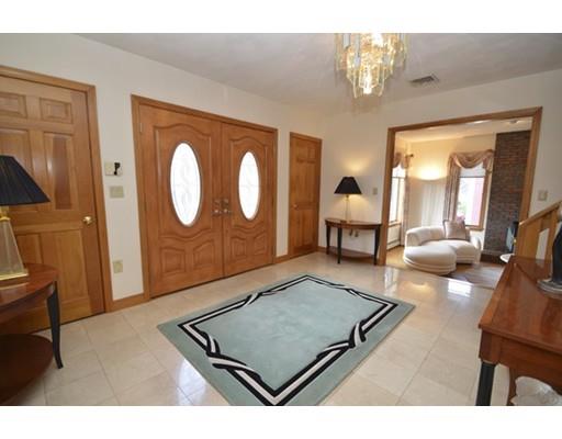 10 Landers Rd, Stoneham, MA 02180 photo 3