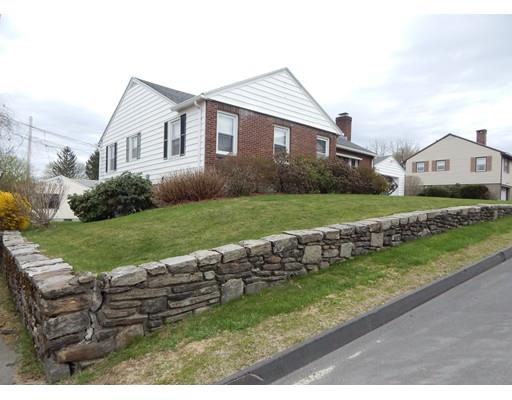 7 Gambier Ave, Worcester, MA 01604 photo 3