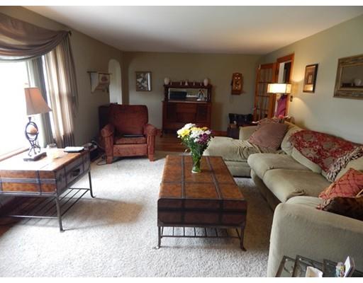 7 Gambier Ave, Worcester, MA 01604 photo 6