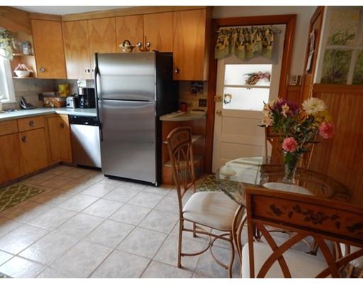 7 Gambier Ave, Worcester, MA 01604 photo 8