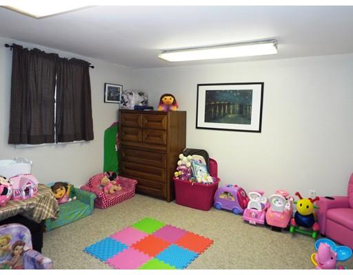 4 Pine Knoll Rd, Franklin, MA 02038 photo 23
