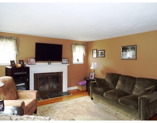 4 Pine Knoll Rd, Franklin, MA 02038 photo 12