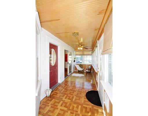31 Fairfield St, Maynard, MA 01754 photo 2