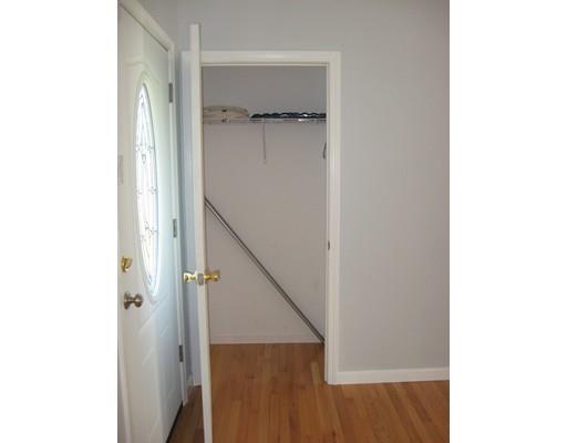 13 Mohegan Ave, Springfield, MA 01151 photo 11