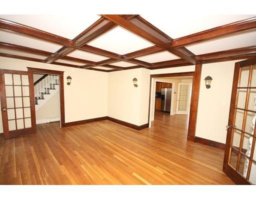 147 Lothrop St, Beverly, MA 01915 photo 9