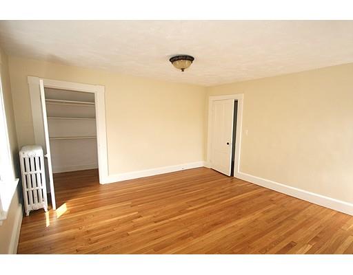 147 Lothrop St, Beverly, MA 01915 photo 12