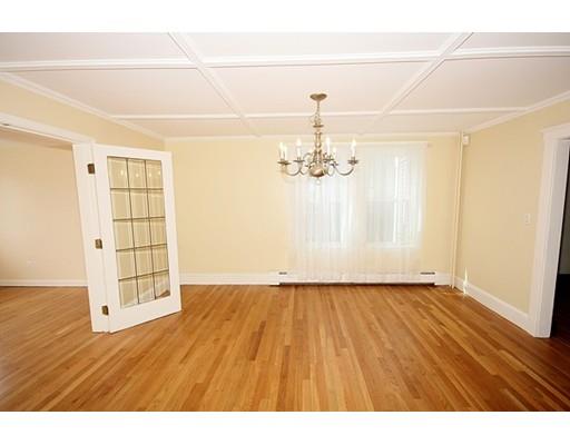 147 Lothrop St, Beverly, MA 01915 photo 5