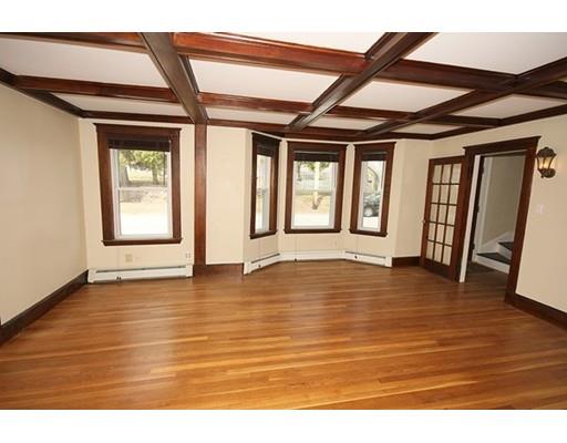 147 Lothrop St, Beverly, MA 01915 photo 8