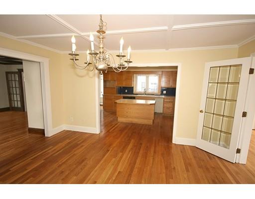 147 Lothrop St, Beverly, MA 01915 photo 6