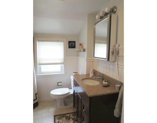35 Paul St, Dedham, MA 02026 photo 11