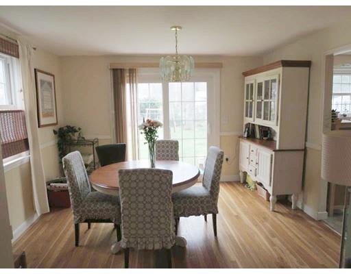 35 Paul St, Dedham, MA 02026 photo 5