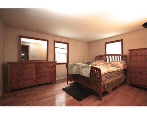 11 Pine St, Sharon, MA 02067 photo 7