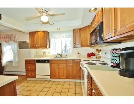2 Stoneleigh Rd, Worcester, MA 01606 photo 9