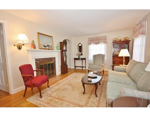 2 Stoneleigh Rd, Worcester, MA 01606 photo 4