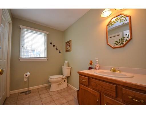 61 Highland View Dr, Sutton, MA 01590 photo 11