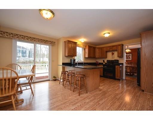 61 Highland View Dr, Sutton, MA 01590 photo 8