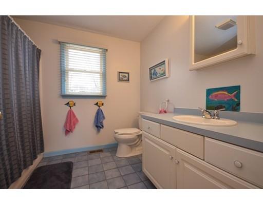 61 Highland View Dr, Sutton, MA 01590 photo 19