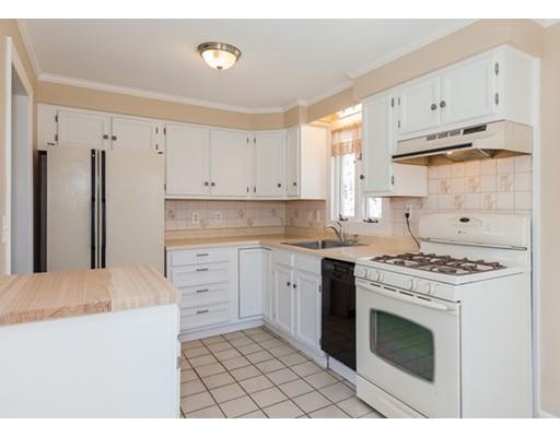 6 Sedgewick St, Springfield, MA 01108 photo 8