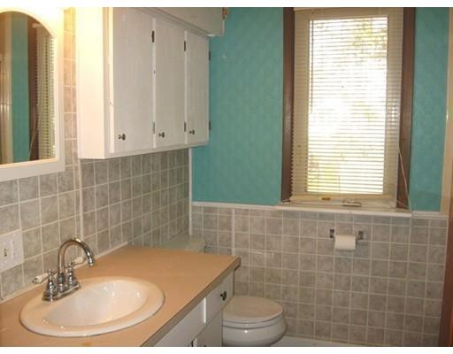28 Dalton Pl, Springfield, MA 01109 photo 15