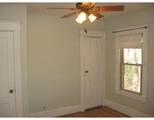 28 Dalton Pl, Springfield, MA 01109 photo 13