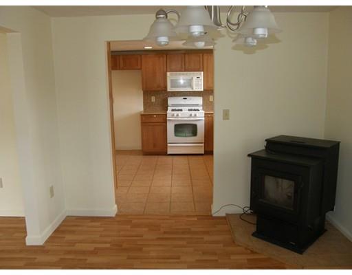 31 Bugbee St, Plainville, MA 02762 photo 5