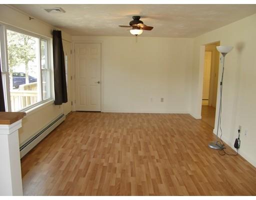 31 Bugbee St, Plainville, MA 02762 photo 3