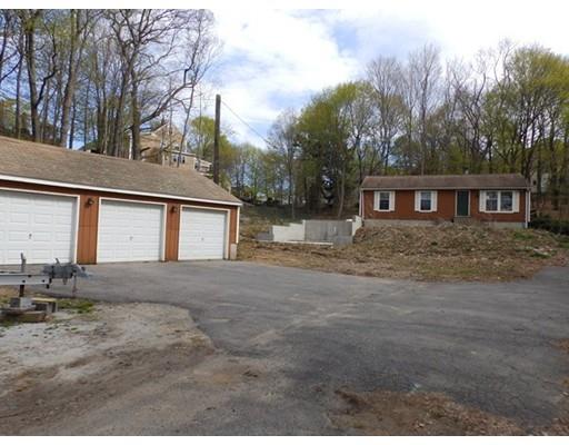 58 Maple St, Stoneham, MA 02180 photo 2