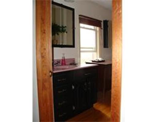 693 W Cherry St, Holyoke, MA 01040 photo 22