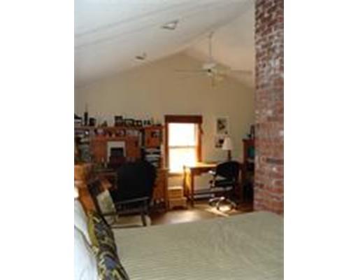 693 W Cherry St, Holyoke, MA 01040 photo 21