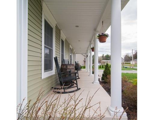 20 Bailey Dr, Westfield, MA 01085 photo 2