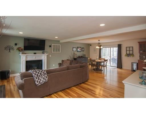20 Bailey Dr, Westfield, MA 01085 photo 9