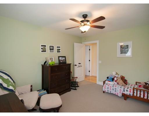 20 Bailey Dr, Westfield, MA 01085 photo 18