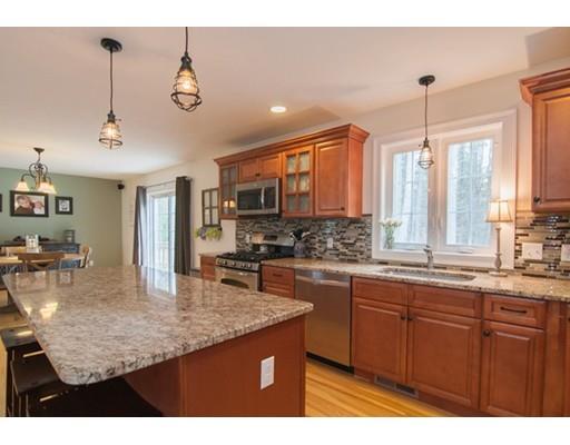 20 Bailey Dr, Westfield, MA 01085 photo 4
