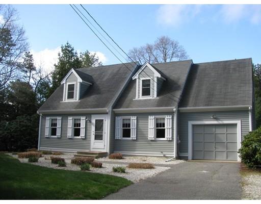 305 Simons Narrows Rd, Mashpee, MA 02649 photo 1