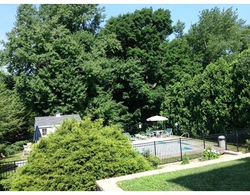 2064 Parker St, Springfield, MA 01128 photo 28