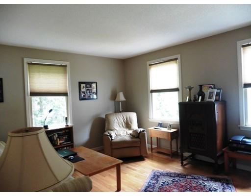 2064 Parker St, Springfield, MA 01128 photo 23