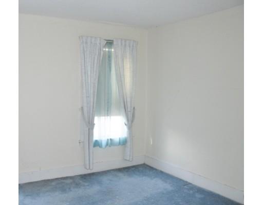 10 Ripley Pl, Springfield, MA 01109 photo 3