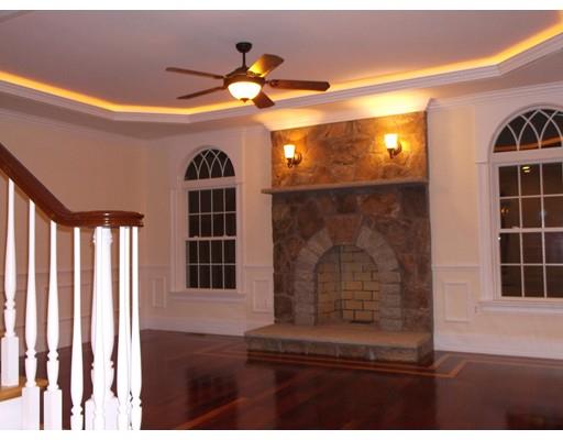 374 South St, Needham, MA 02492 photo 9