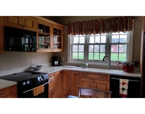 12 Singletary Ave, Sutton, MA 01590 photo 5