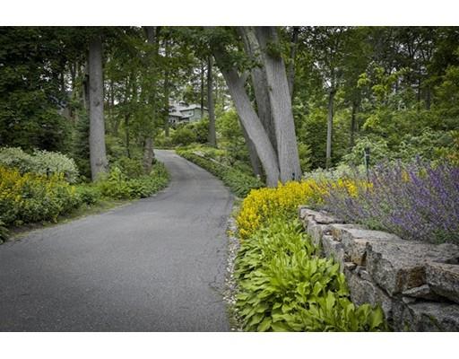 18 Thissell St, Beverly, MA 01915 photo 1