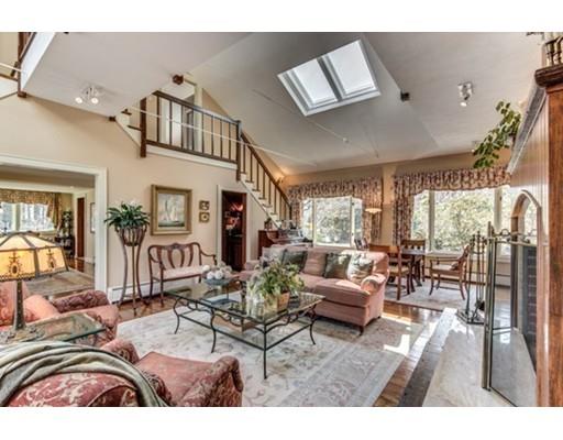 18 Thissell St, Beverly, MA 01915 photo 11