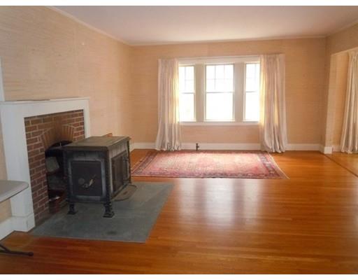 2 Willard Cir, Andover, MA 01810 photo 8
