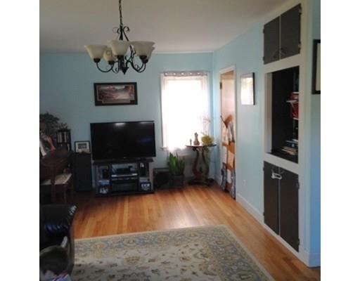 561 Tucker St, Fall River, MA 02721 photo 8