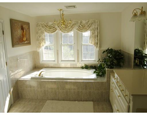 13 Johnathan Pass, Dudley, MA 01571 photo 24