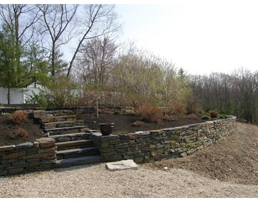 13 Johnathan Pass, Dudley, MA 01571 photo 9