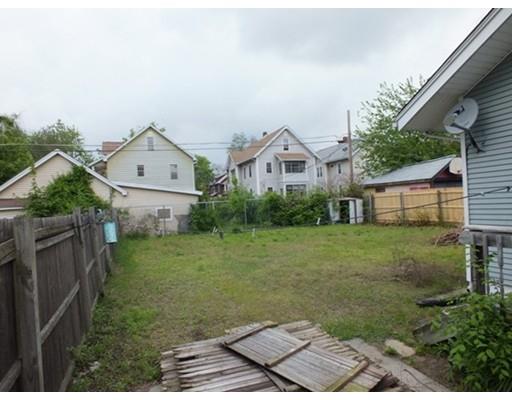 98 Phoenix Ter, Springfield, MA 01104 photo 16