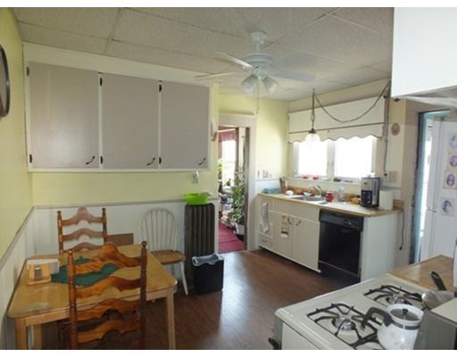 98 Phoenix Ter, Springfield, MA 01104 photo 7