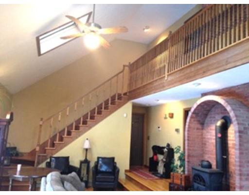 19 Emile St, Worcester, MA 01604 photo 12